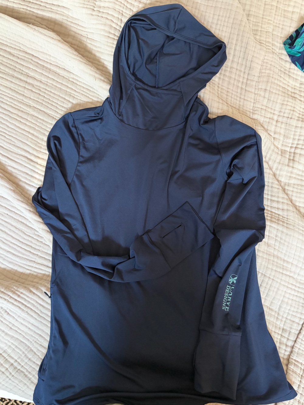 Carve Designs Navy Long-Sleeve Swim UPF Hoodie